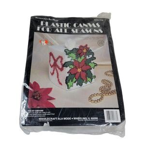 Vtg Needlecraft Poinsettia Tissue Box Cover plastic canvas w91-776 NEW Complete